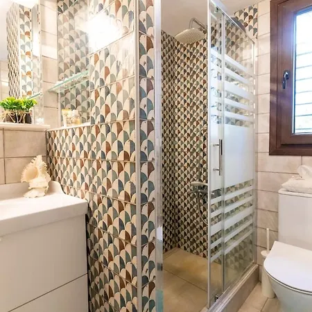 Montagna - Sani Vila *