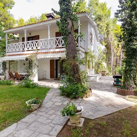 Montagna - Sani Villa Elani