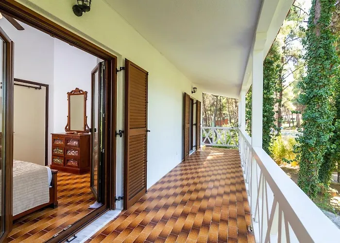 Villa Montagna - Sani Elani